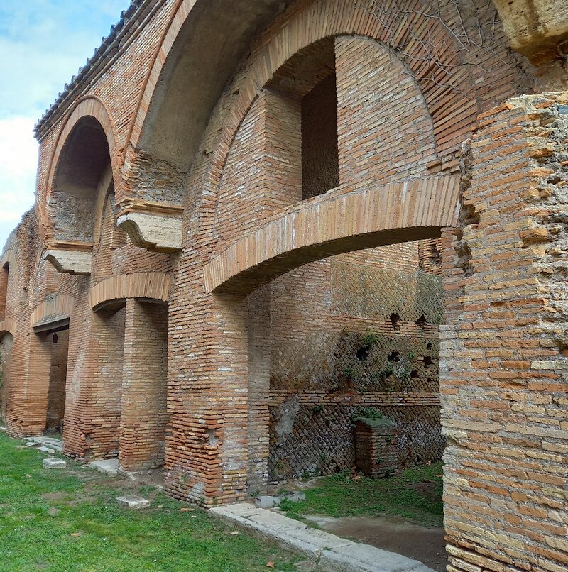 Veduta del Caseggiato del Balcone a mensole