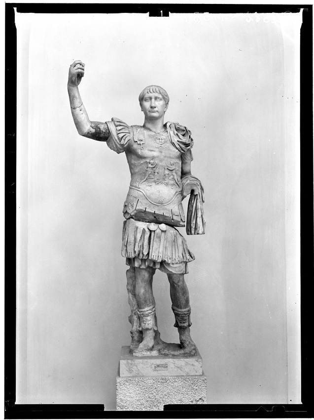 Statua di Traiano nel Museo Ostiense